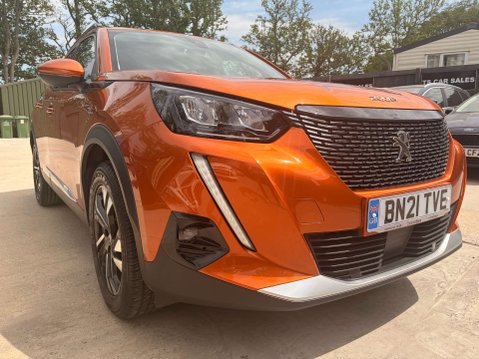 Peugeot 2008 1.2 2008 Allure Premium PureTech S/S 5dr 17