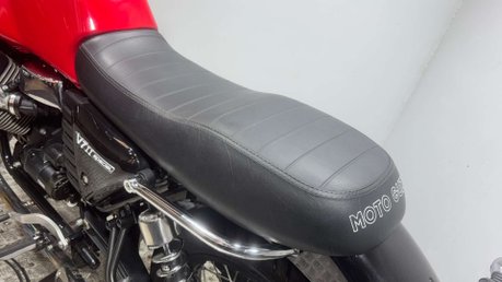 Moto Guzzi V7 ABS SPECIAL 2015 ONLY 7K MOT EXCELLENT CONDITION RETRO 744CC 39