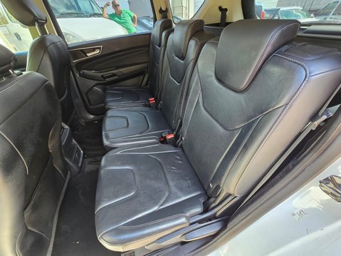Ford S-Max ZETEC 17
