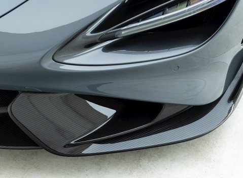 McLaren 765LT Spider 34