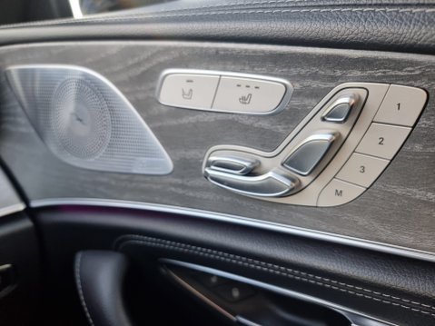 Mercedes-Benz CLS CLS 350 D 4MATIC AMG LINE PREMIUM PLUS 56