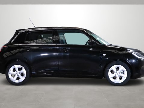 Suzuki Swift 1.2 Mild Hybrid Motion 5dr 9