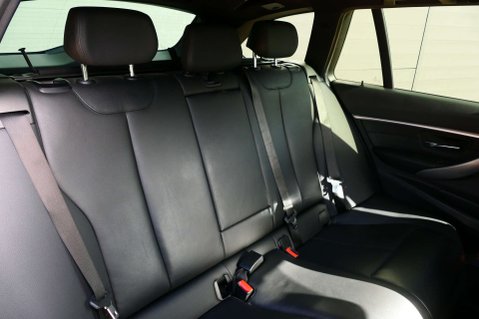 BMW 3 Series 2.0 320d M Sport Shadow Edition Auto 5dr 27