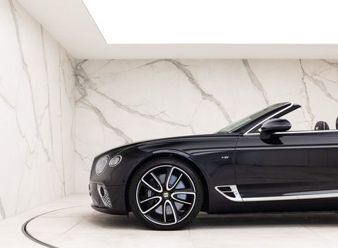 Bentley Continental GT V8 Convertible 26