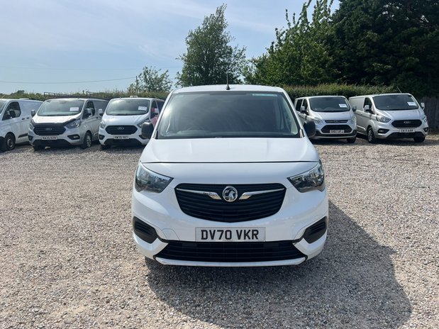 Vauxhall Combo LWB L2H1 2300 Sportive Air Con Sensors EURO 6 3