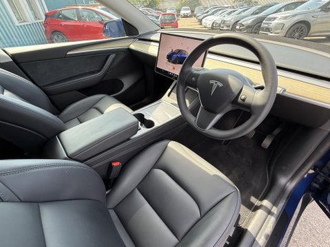 Tesla Model Y (Dual Motor) Long Range SUV 5dr Electric Auto 4WDE (384 bhp) 3