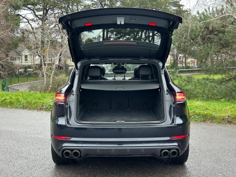 Porsche Cayenne 3.0T V6 TiptronicS 4WD Euro 6 (s/s) 5dr 13