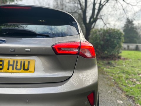 Ford Focus TITANIUM 40