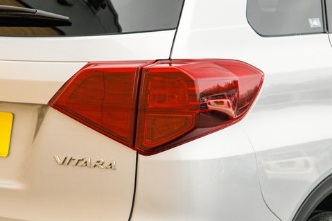 Suzuki Vitara SZ-T BOOSTERJET 9