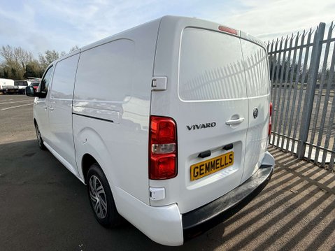 Vauxhall Vivaro 1.5 Vivaro 2900 Sportive S/S 6