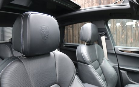 Porsche Macan T PDK - 1 Owner - Incredible Specification 8