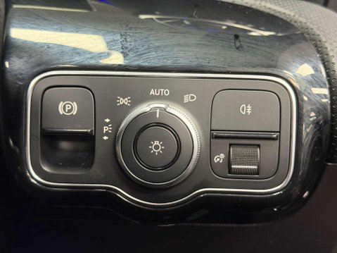 Mercedes-Benz A Class 2.0 A220 AMG Line (Premium Plus) Hatchback 5dr Petrol 7G-DCT Euro 6 (s/s) ( 47