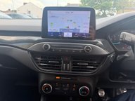 Ford Focus ST-LINE EDITION MHEV 13