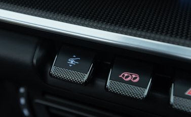 Porsche 911 Turbo S CABRIOLET (992) 25