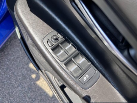 Jaguar XE 2.0i GPF R-Sport Auto Euro 6 (s/s) 4dr 46