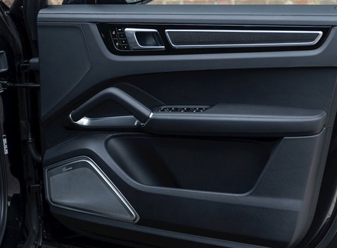 Porsche Cayenne Turbo S E-Hybrid 27