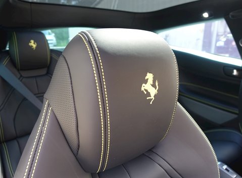 Ferrari GTC4 Lusso 31