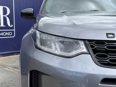 Land Rover Discovery Sport 1.5 P300e 12.2kWh R-Dynamic SE SUV 5dr Petrol Plug-in Hybrid Auto 4WD Euro 11