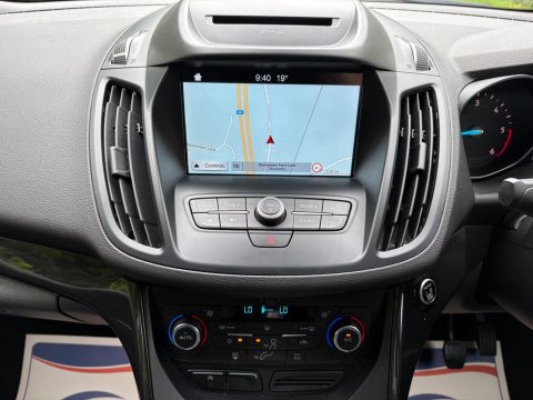 Ford Kuga TITANIUM TDCI 14