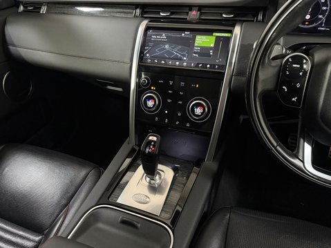 Land Rover Discovery Sport R-DYNAMIC SE D180 AUTOMATIC 4WD 7 SEATER 17