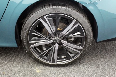 Peugeot 308 5dr 1.5 BlueHDi GT Automatic Estate 41