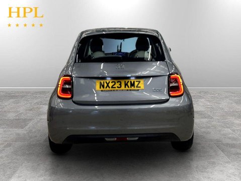 Fiat 500e 42kWh La Prima Hatchback 3dr Electric Auto (118 ps) 6