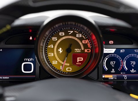 Ferrari 812 Superfast 17