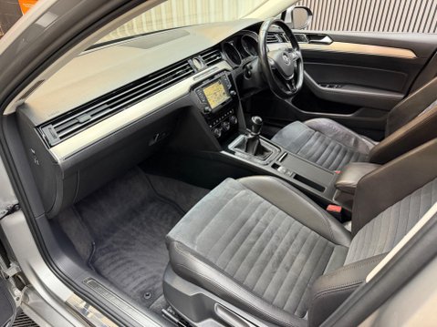 Volkswagen Passat 2.0 TDI BlueMotion Tech GT Euro 6 (s/s) 5dr 52