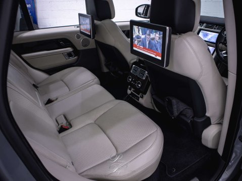 Land Rover Range Rover 3.0 Range Rover Vogue SDV6 Auto 4WD 5dr 17