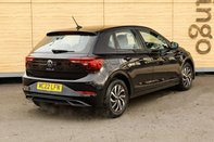 Volkswagen Polo LIFE TSI 2