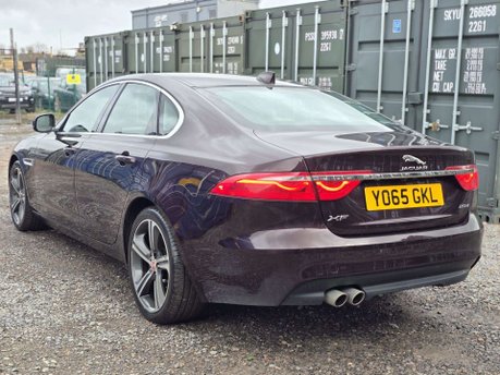 Jaguar XF 2.0d Portfolio Saloon 4dr Diesel Auto Euro 6 (s/s) (180 ps) 4