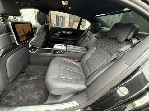 BMW 7 Series 3.0 745Le 12kWh M Sport Auto xDrive Euro 6 (s/s) 4dr 5
