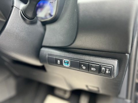 Toyota Corolla VVT-I ICON TECH 48