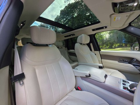 Land Rover Range Rover 3.0 Range Rover Autobiography D MHEV Auto 4WD 5dr 10