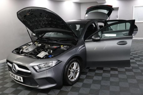 Mercedes-Benz A Class A 180 SE 11