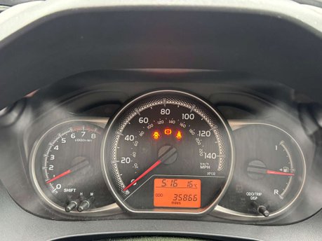 Toyota Yaris 1.3 Yaris Icon VVT-i 5dr 16