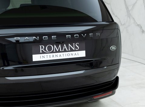 Land Rover Range Rover D350 First Edition 24