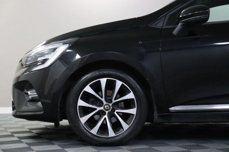 Renault Clio ICONIC TCE BOSE 27