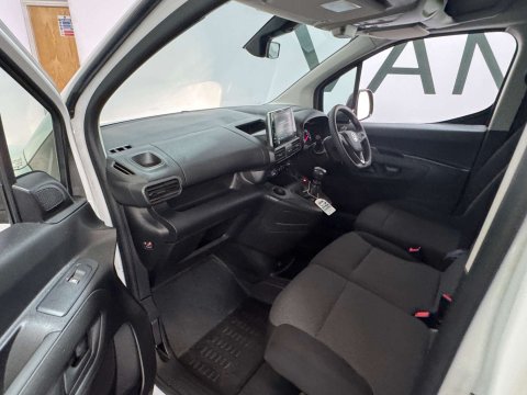 Vauxhall Combo 1.5 Combo 2300 Professional Turbo D S/S 15