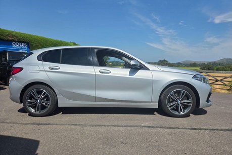 BMW 1 Series 1.5 118i Sport DCT Euro 6 (s/s) 5dr Technical Data