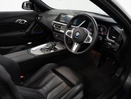 BMW Z4 3.0 M40i Convertible 2dr Petrol Auto sDrive Euro 6 (s/s) (340 ps) 3