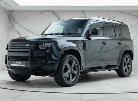 Land Rover Defender 110 D250 X-DYNAMIC HSE 1