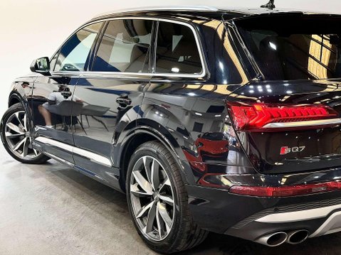 Audi SQ7 4.0 TDI V8 SUV 5dr Diesel Tiptronic quattro Euro 6 (s/s) (435 ps) 26