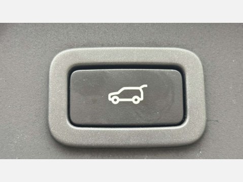 Land Rover Range Rover Velar 3.0 Range Rover Velar R-Dynamic HSE P380 Auto 4WD 5dr 55