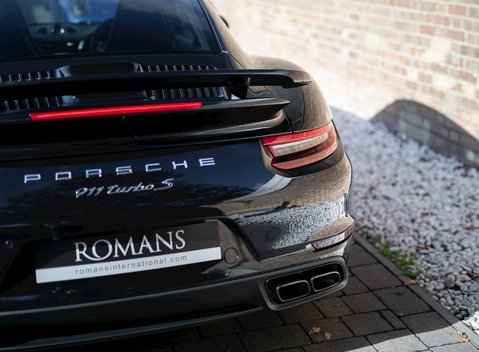 Porsche 911 (991.2) Turbo S 23