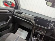 Volkswagen T-Roc 1.0 T-Roc SE TSi 5dr 44