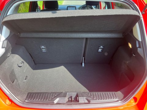 Ford Fiesta TITANIUM 20