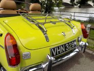 MG B ROADSTER 14