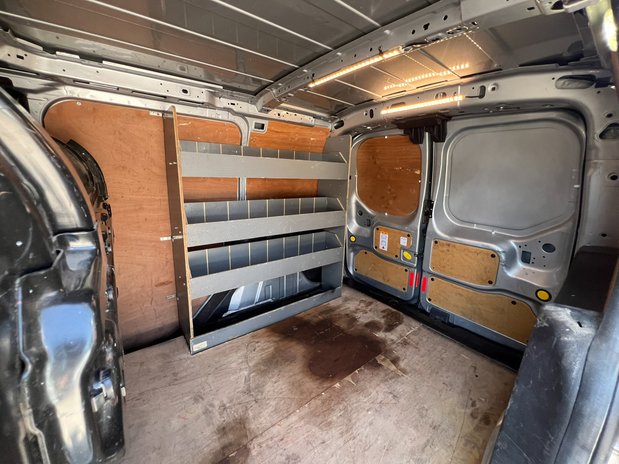 Ford Transit Connect AUTO SWB L1H1 Low Roof Limited Air Con Alloys Sensors EURO 6 NO VAT 12