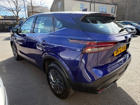 Nissan Qashqai DIG-T ACENTA PREMIUM MHEV 7